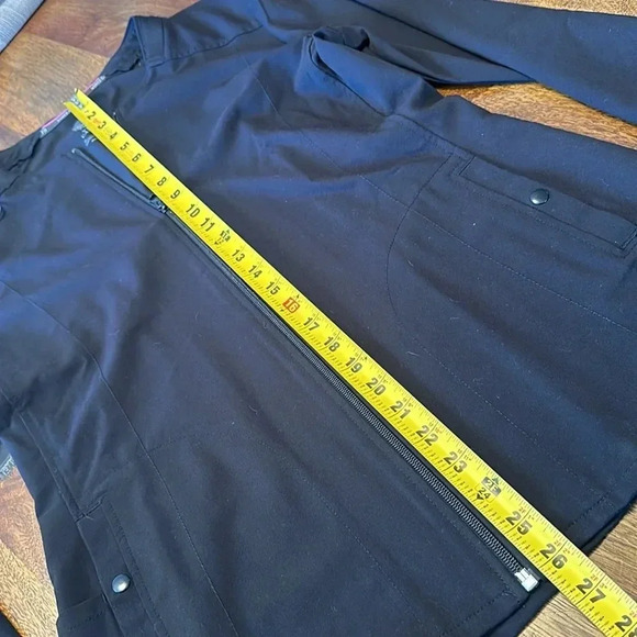 Vince Camuto lightweight jacket Size Medium - Picture 3 of 6